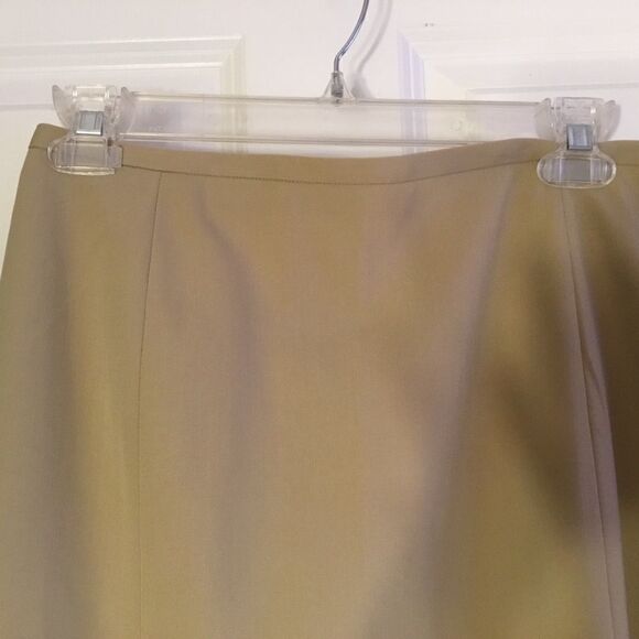 NWT Doncaster brand Beige Skirt Size 16 - Picture 5 of 10